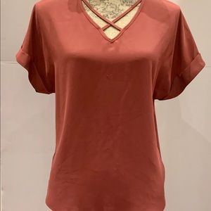 PINK ROSE SHORT SLEEVE BLOUSE SIZE SMALL